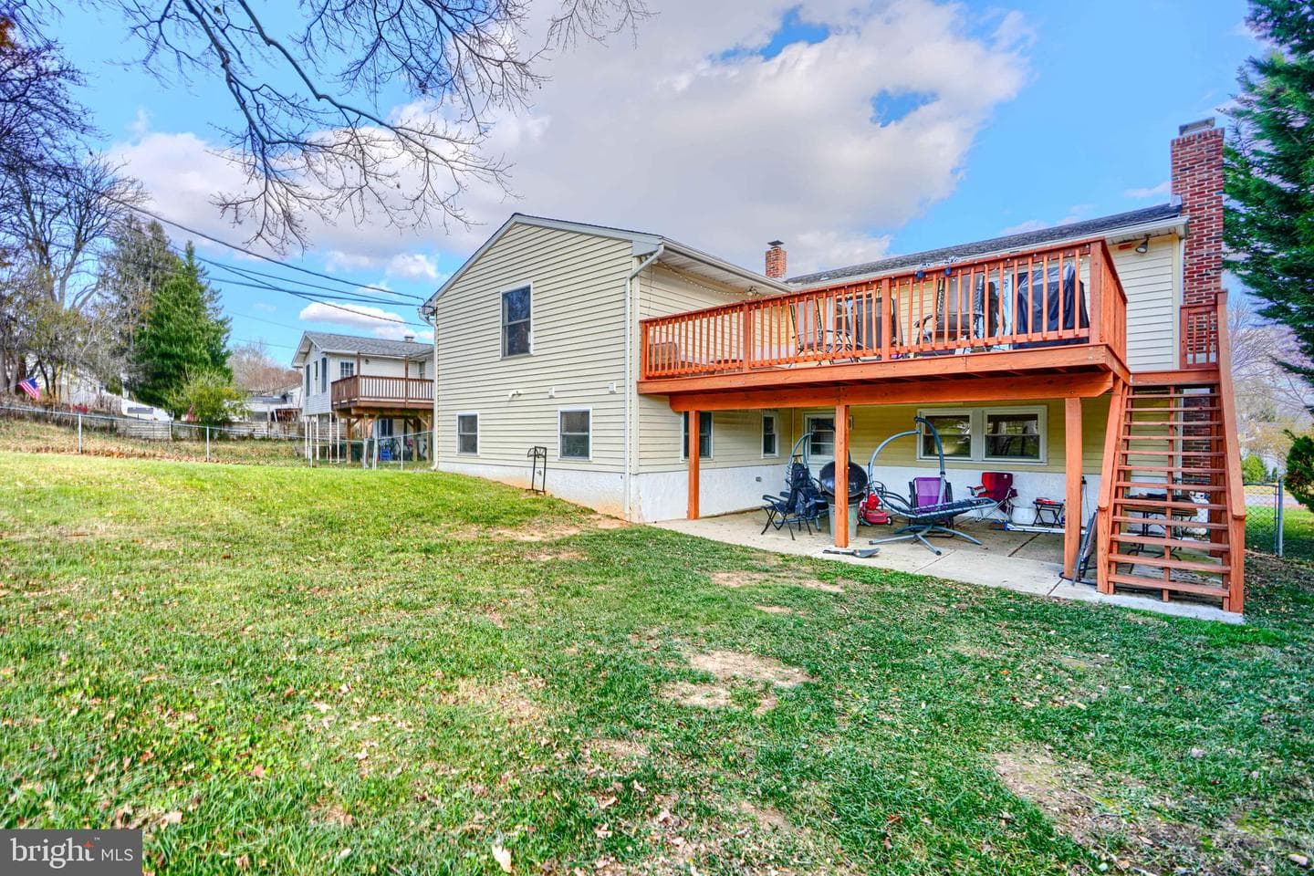 2110 Folkstone Road photo 43