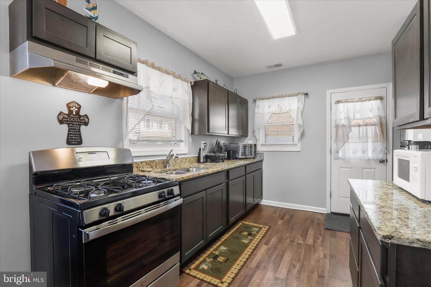 2724 N Point Terrace photo 13