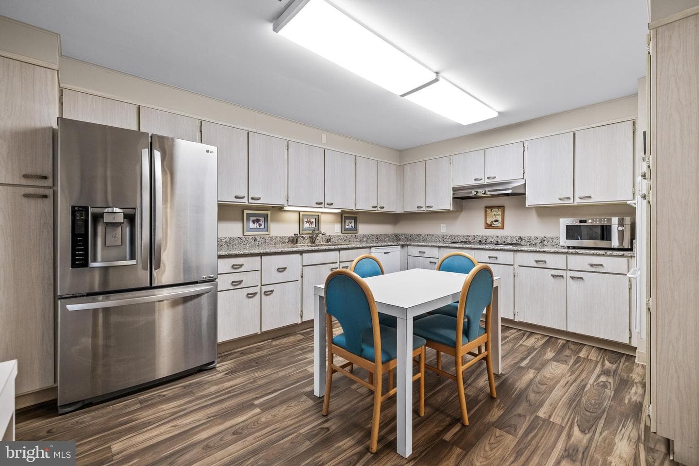 1 Slade Avenue #304 photo 12
