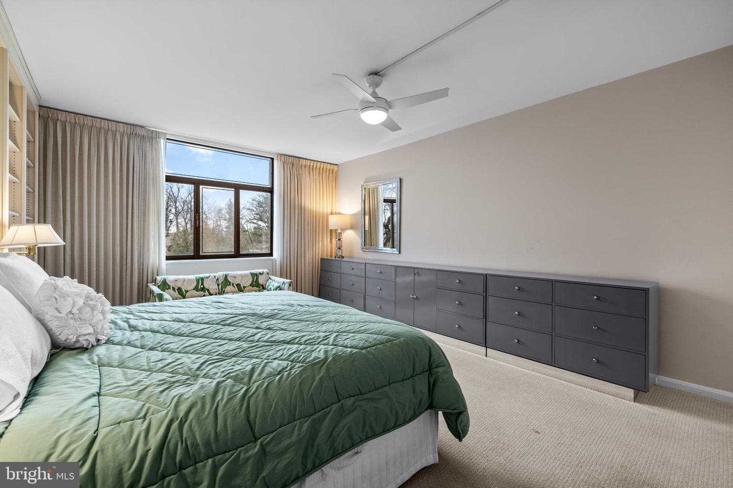 1 Slade Avenue #304 photo 34