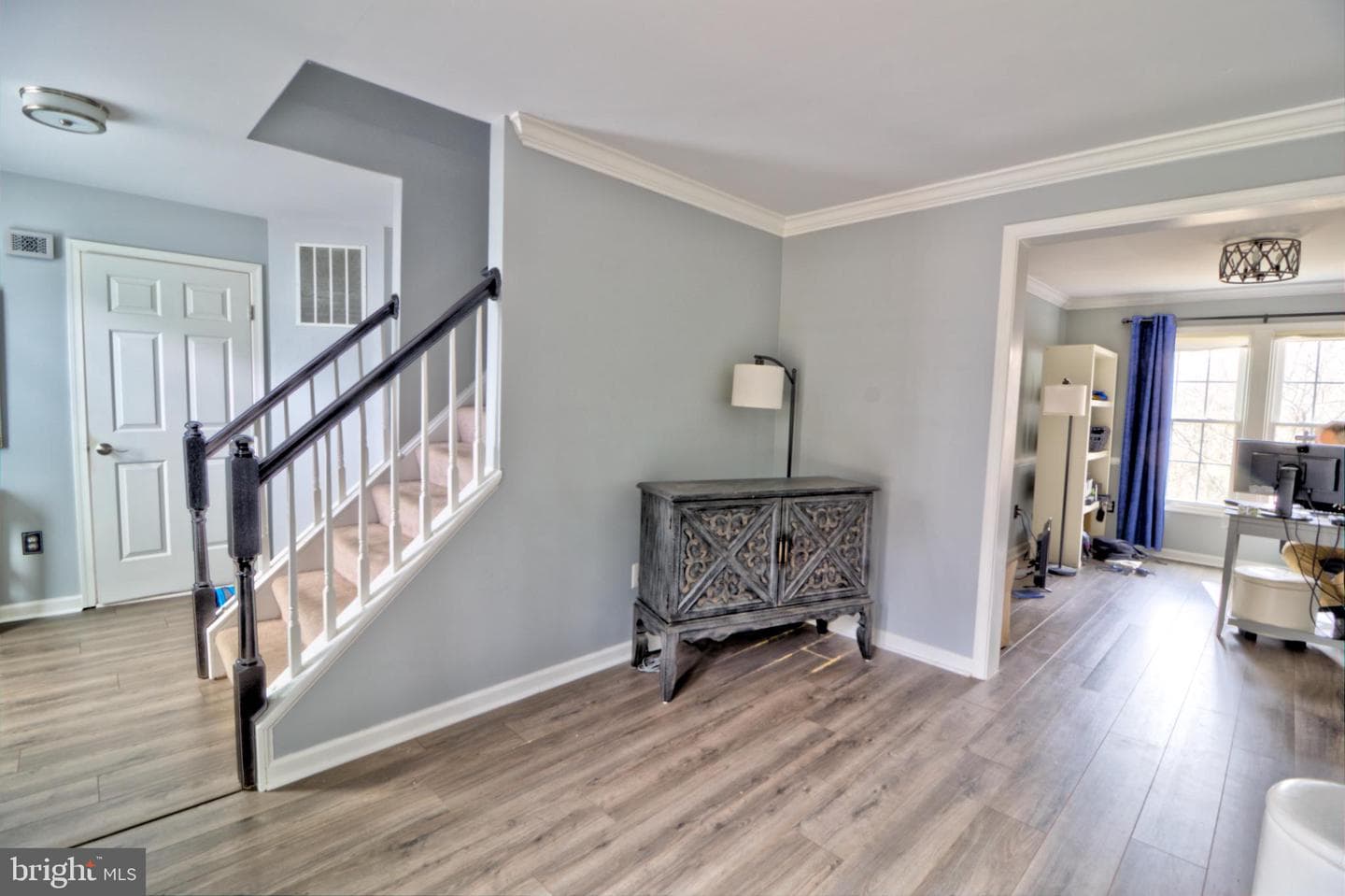 3879 Schroeder Avenue photo 27