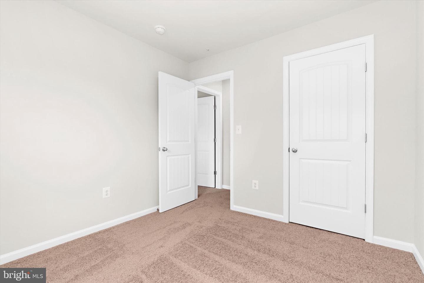 8131 Bartholomew Court photo 31