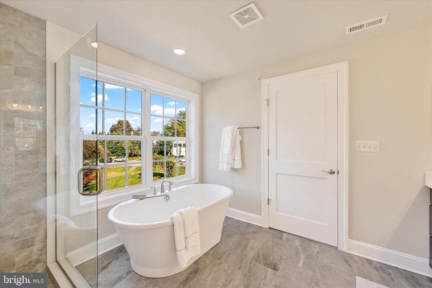 146 Villabrook Way photo 42