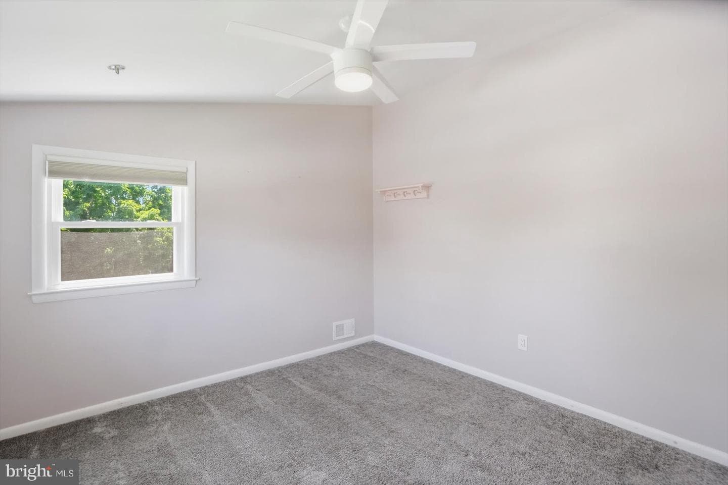 6600 Linco Avenue photo 33