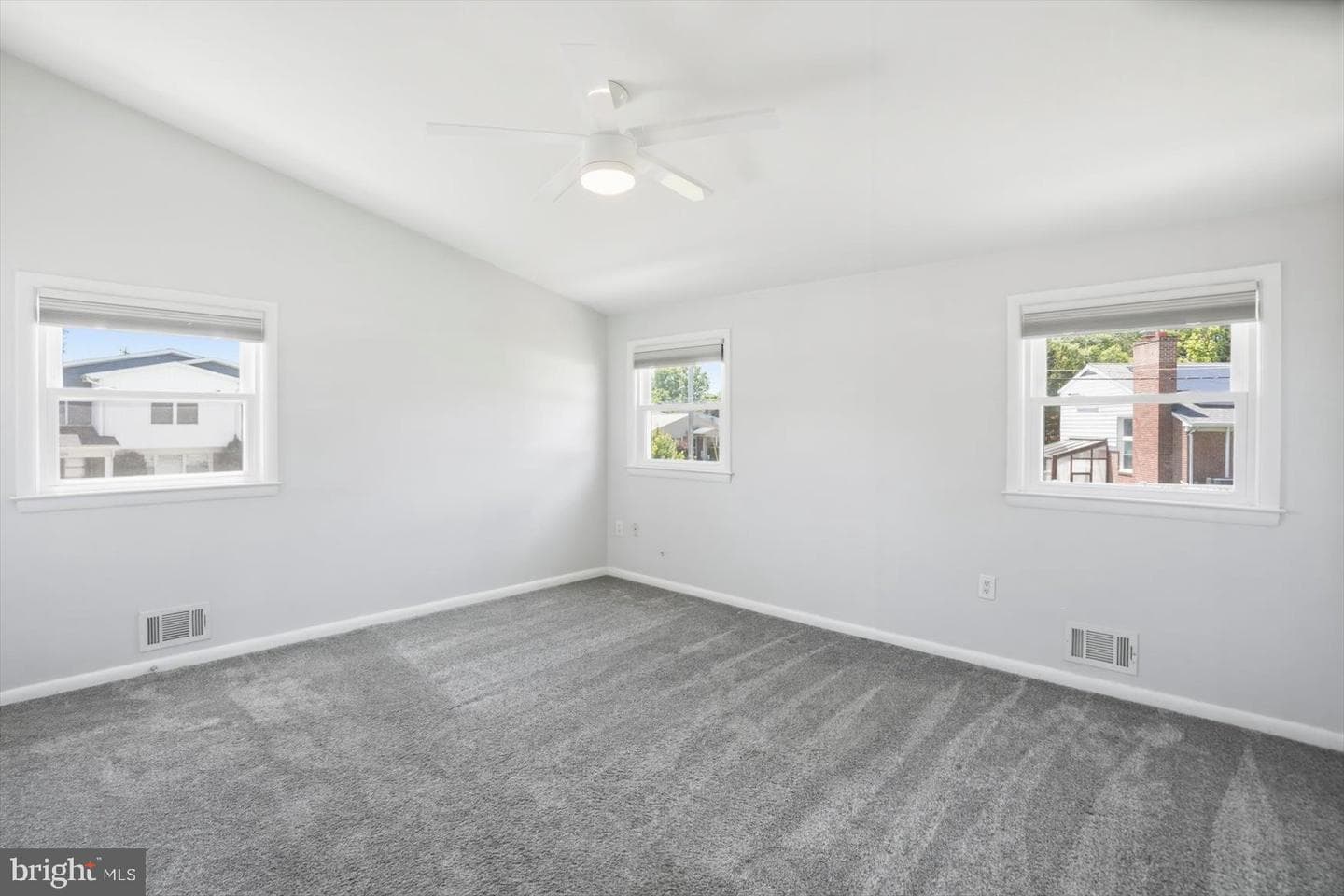 6600 Linco Avenue photo 36