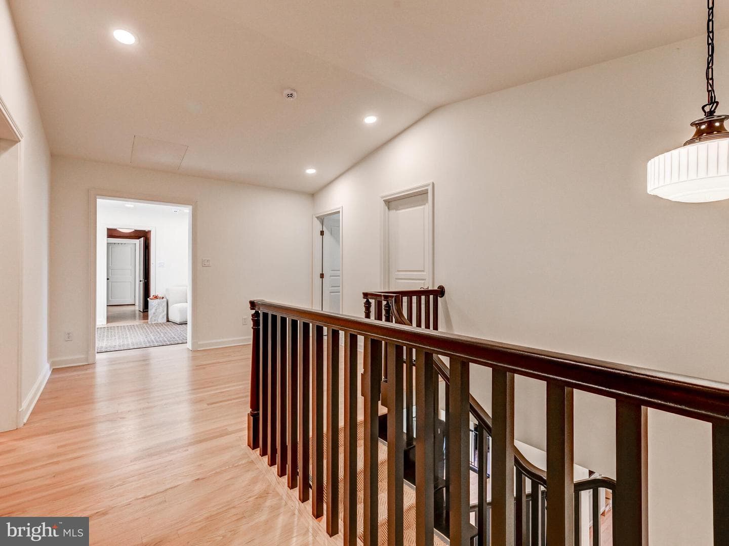 11129 Falls Road photo 31