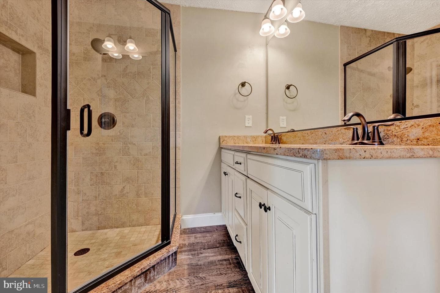 19 Derwood Court photo 17