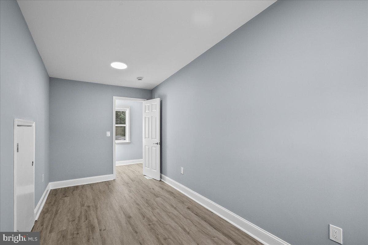 57 Transverse Avenue photo 29