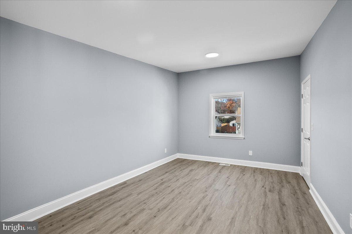 57 Transverse Avenue photo 32