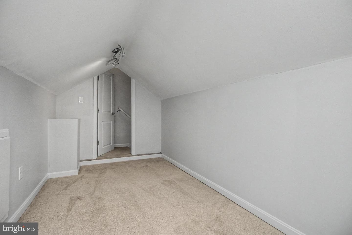 9951 Hilltop Drive photo 34