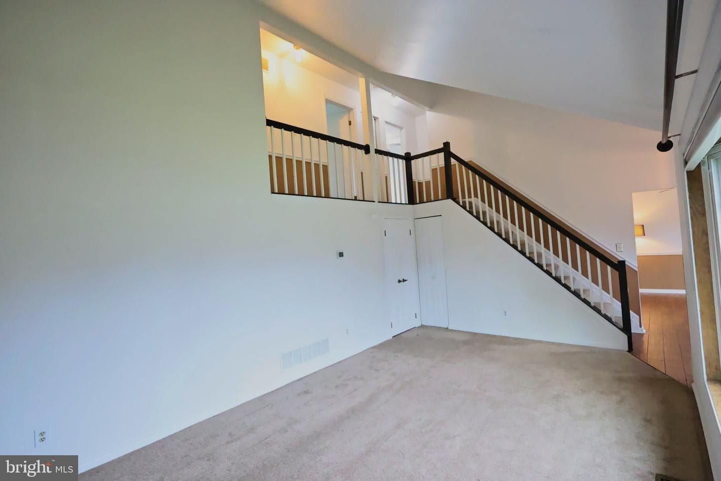 4402 Fieldgreen Road photo 8