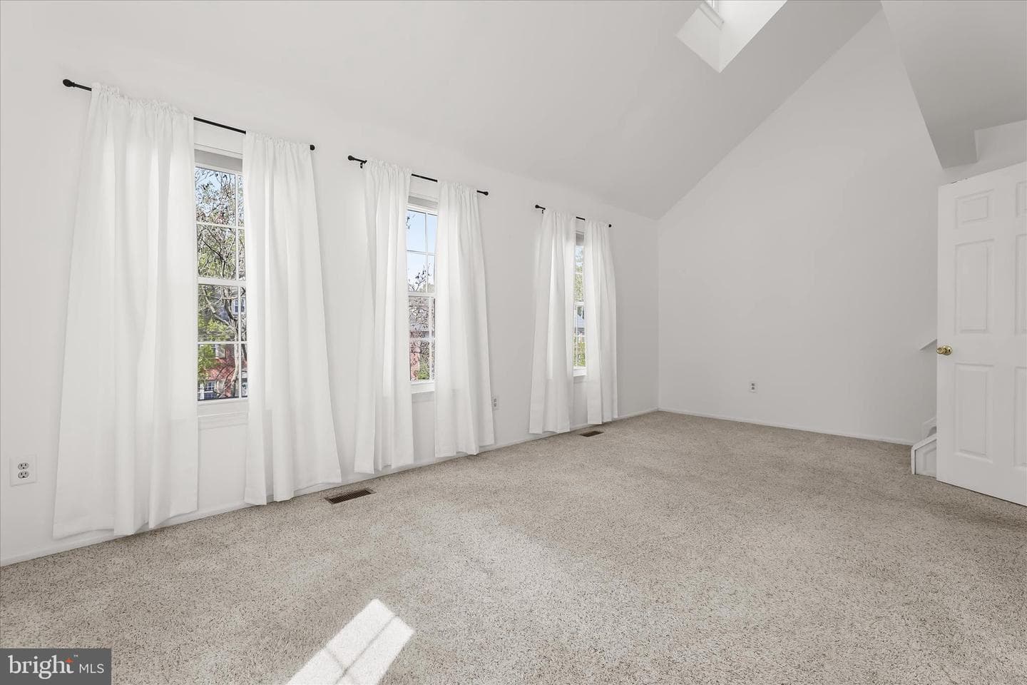 4016 Forest Valley photo 30