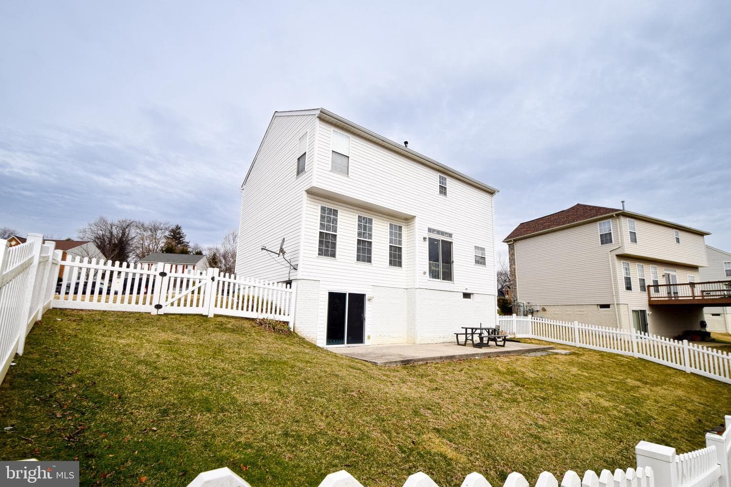 5822 Dillon John Court photo 54