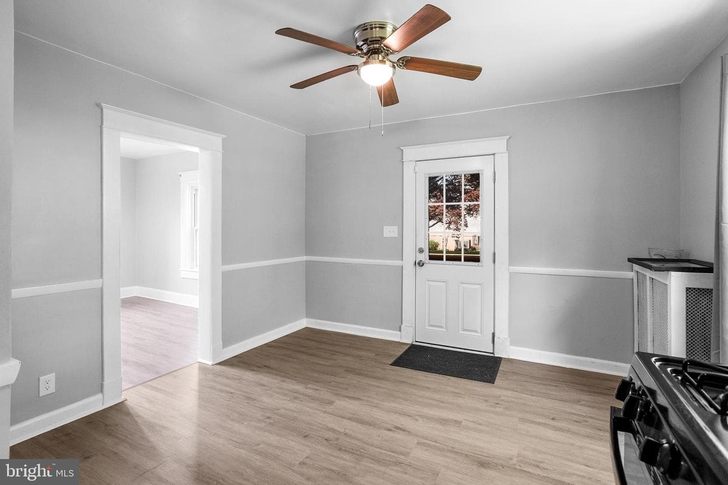 8633 Fowler Avenue photo 22