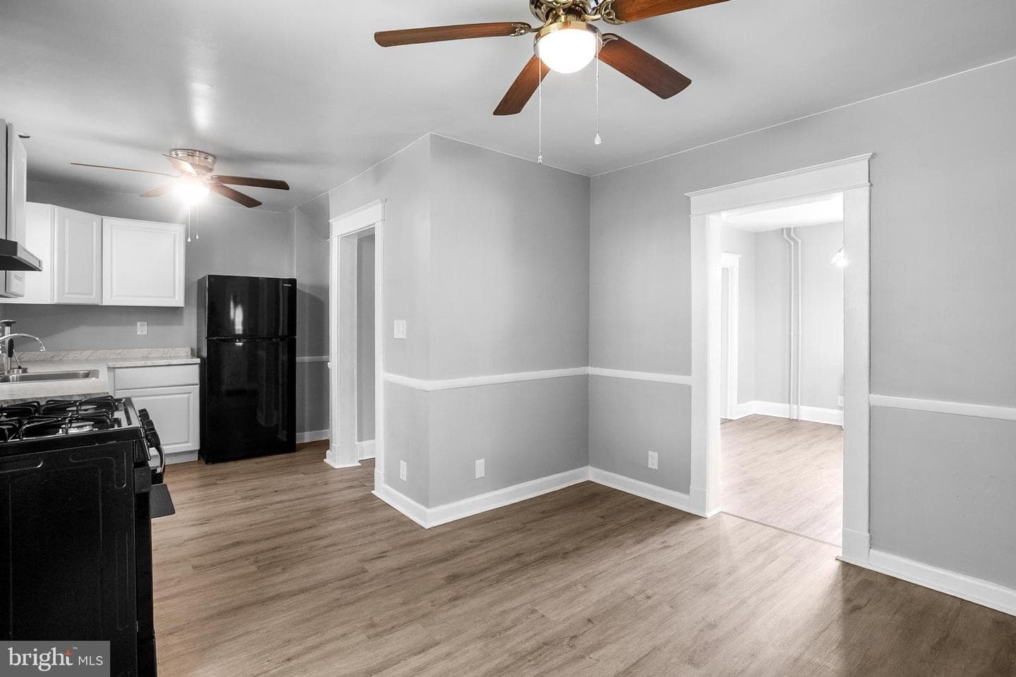 8633 Fowler Avenue photo 24