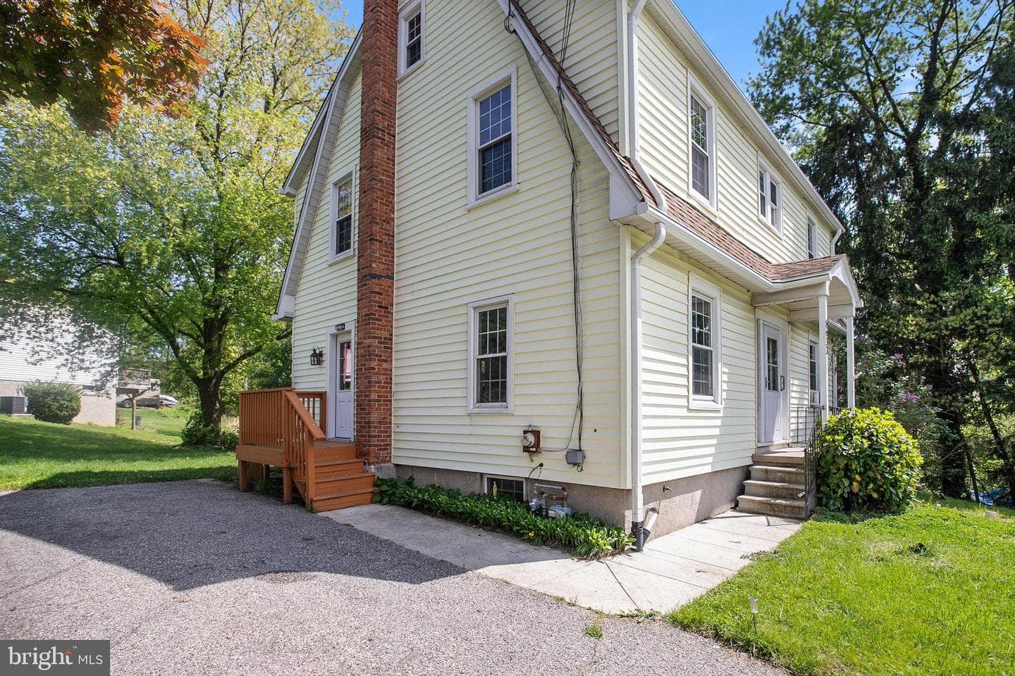 8633 Fowler Avenue photo 4