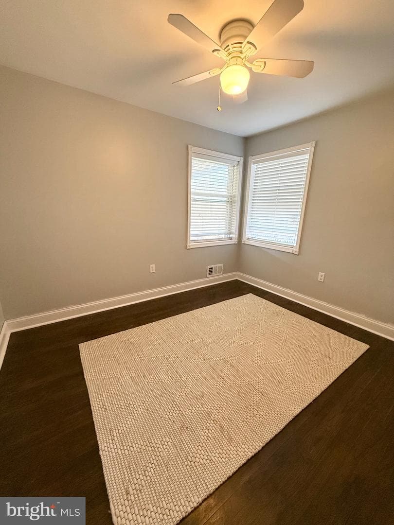7051 Greenbank Road photo 27