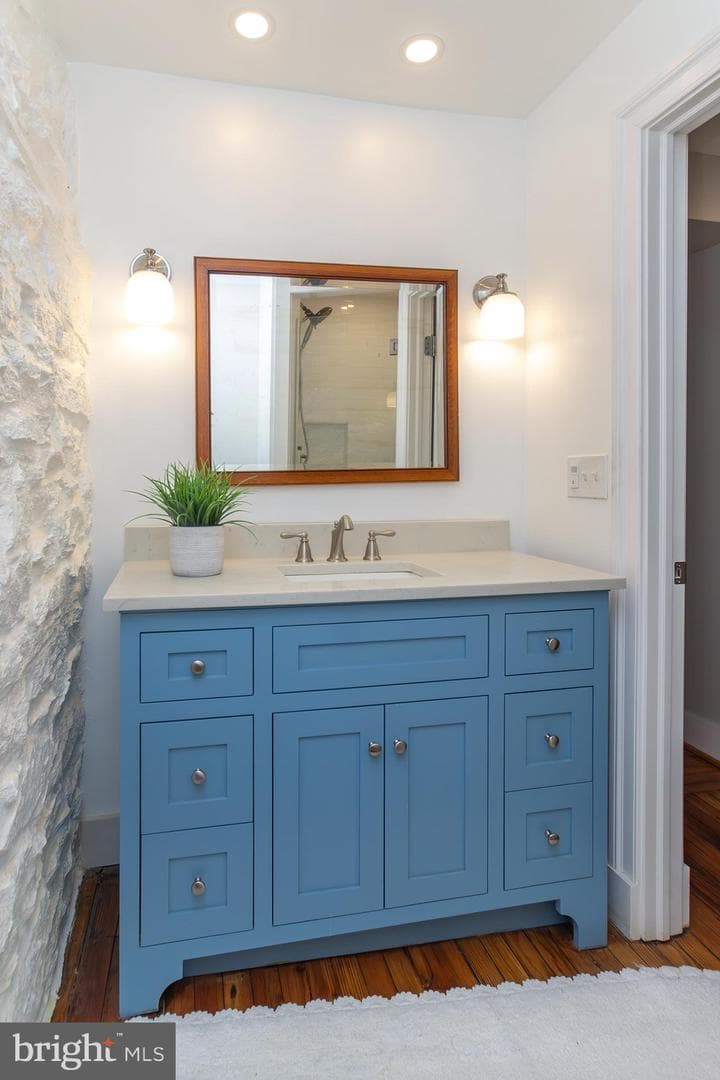 10108 Falls Road photo 41