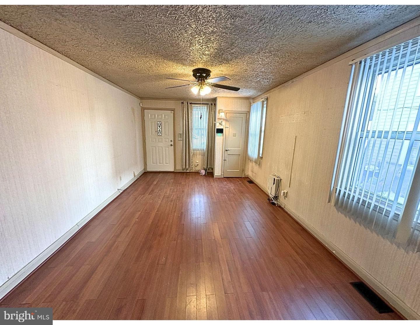 5533 Clifton Avenue photo 4