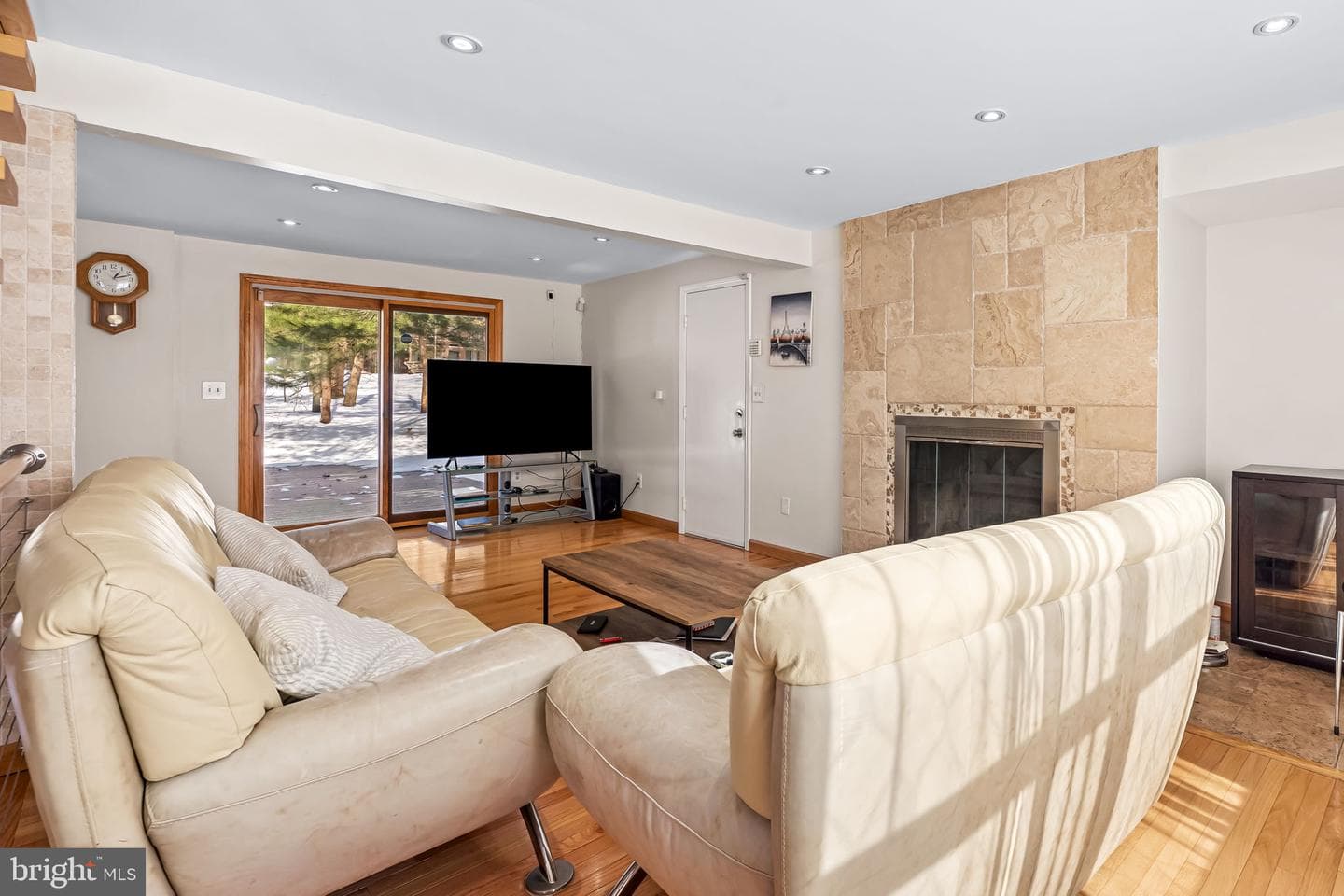 2 Chellis Court photo 10