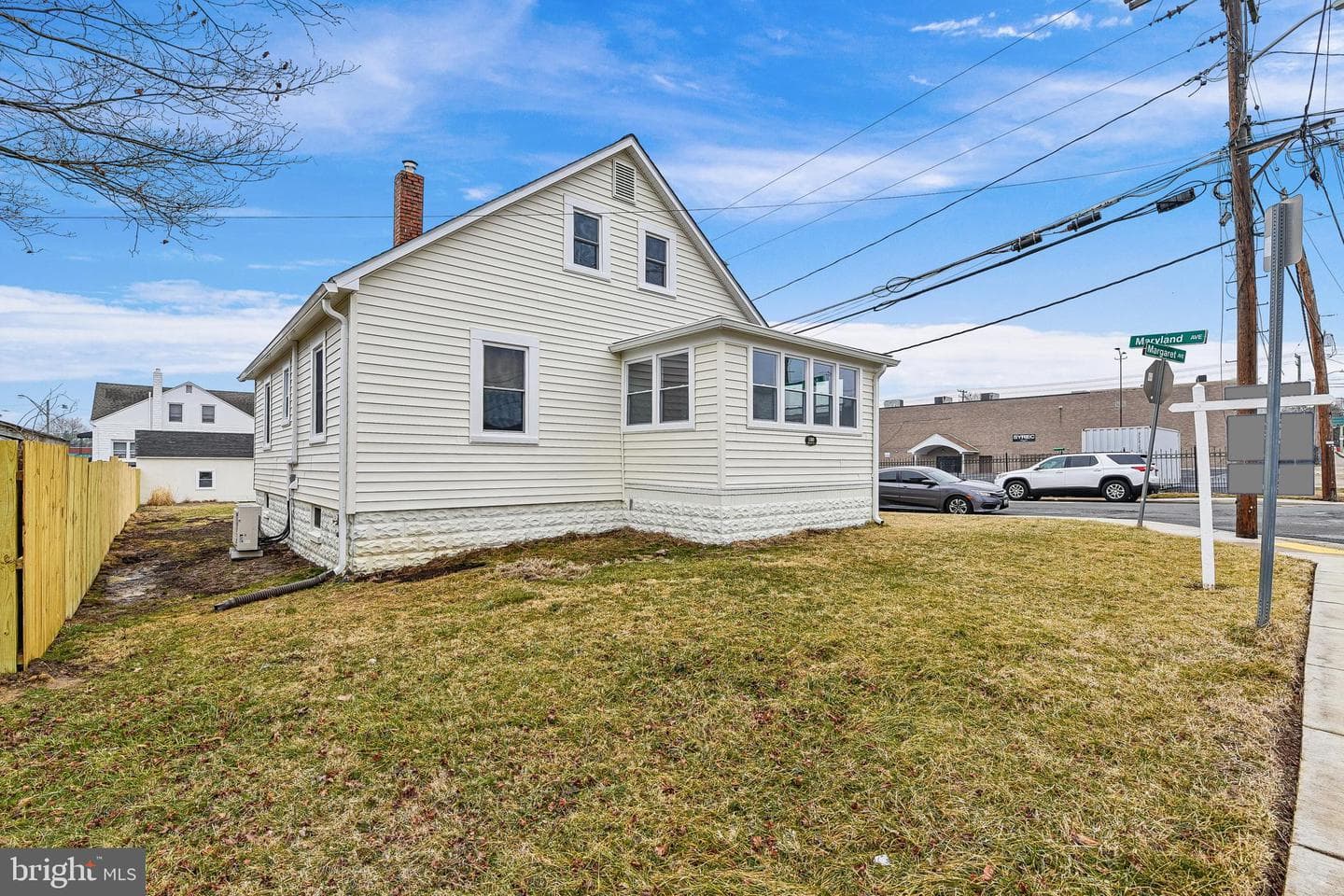 100 Margaret Avenue photo 38