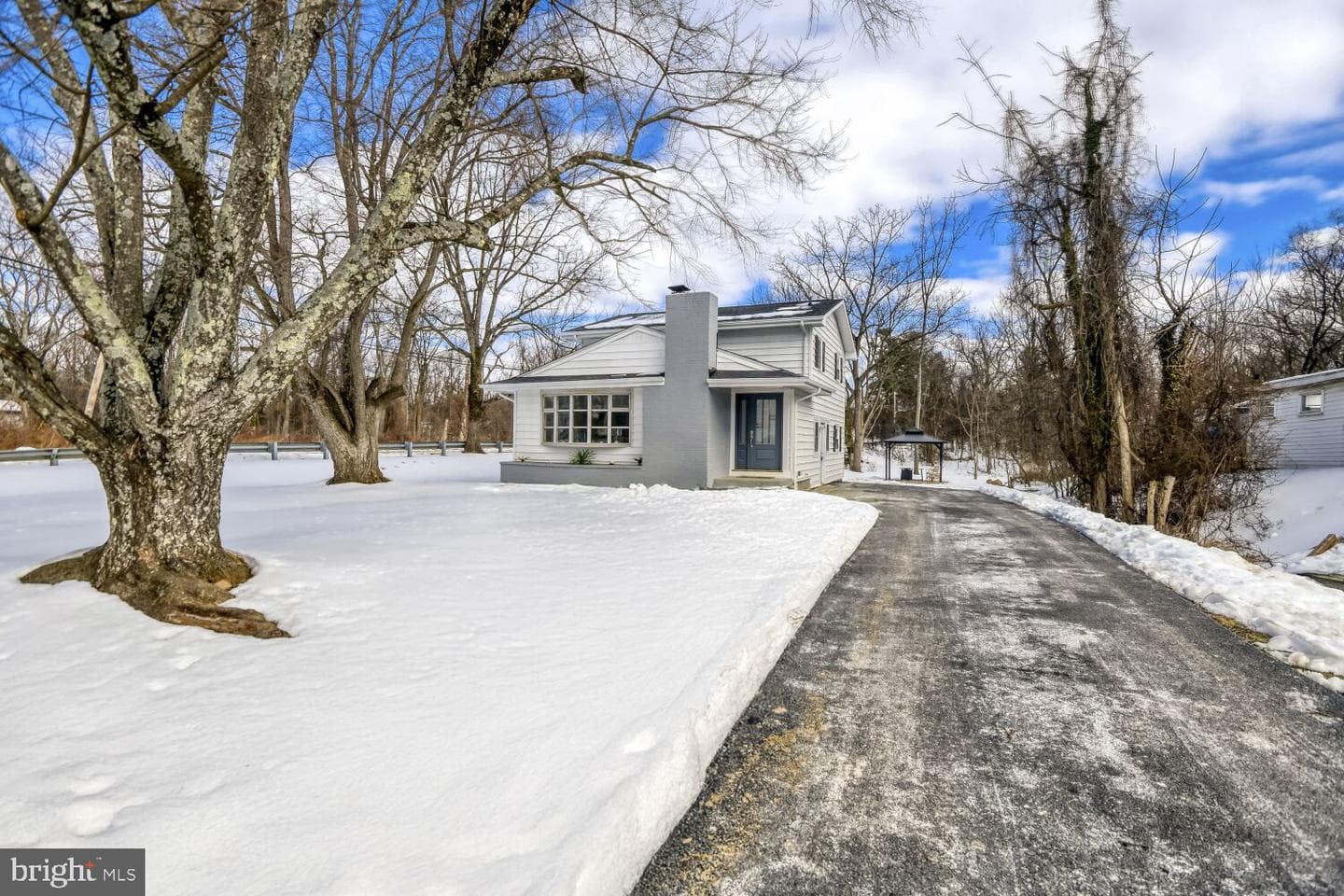 7107 Walnut Avenue photo 2