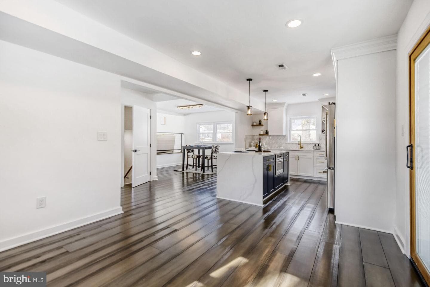 7107 Walnut Avenue photo 9