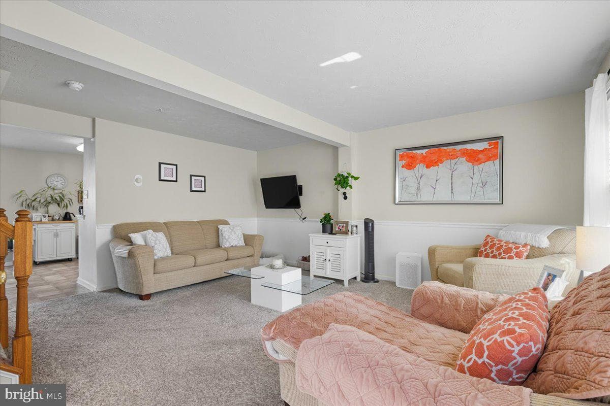 5213 Castlestone Drive photo 4