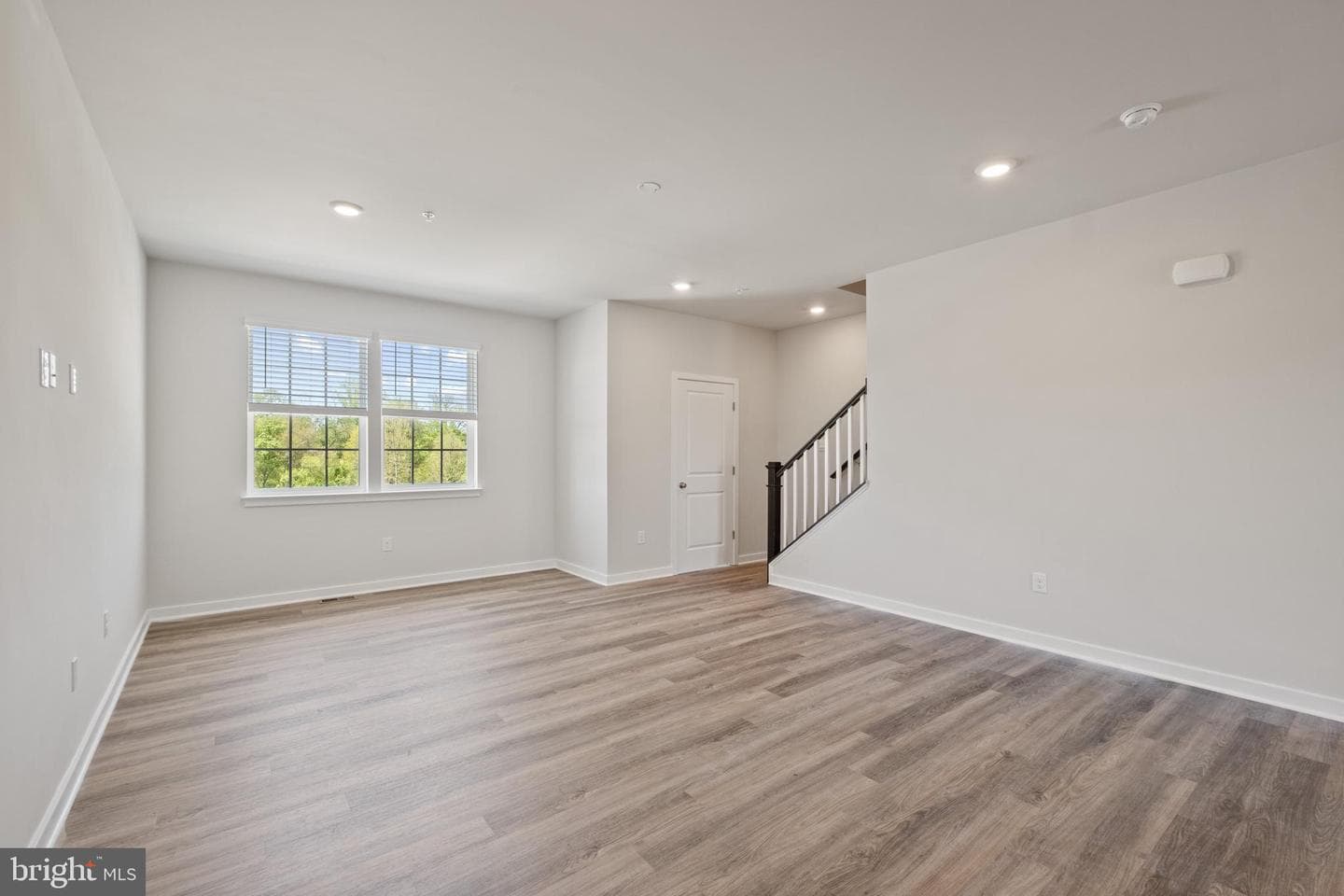 5019 Silver Oak Drive photo 13
