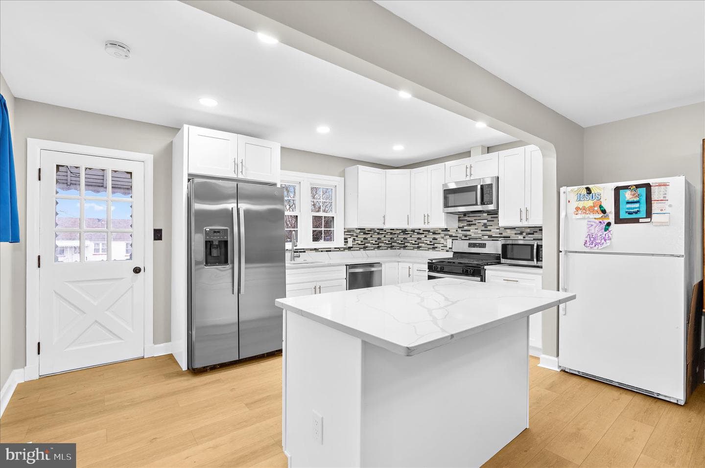 1207 Lorraine Avenue photo 7