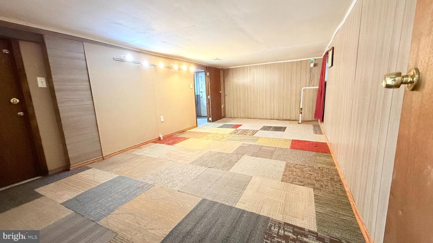 1258 Linden Avenue photo 37