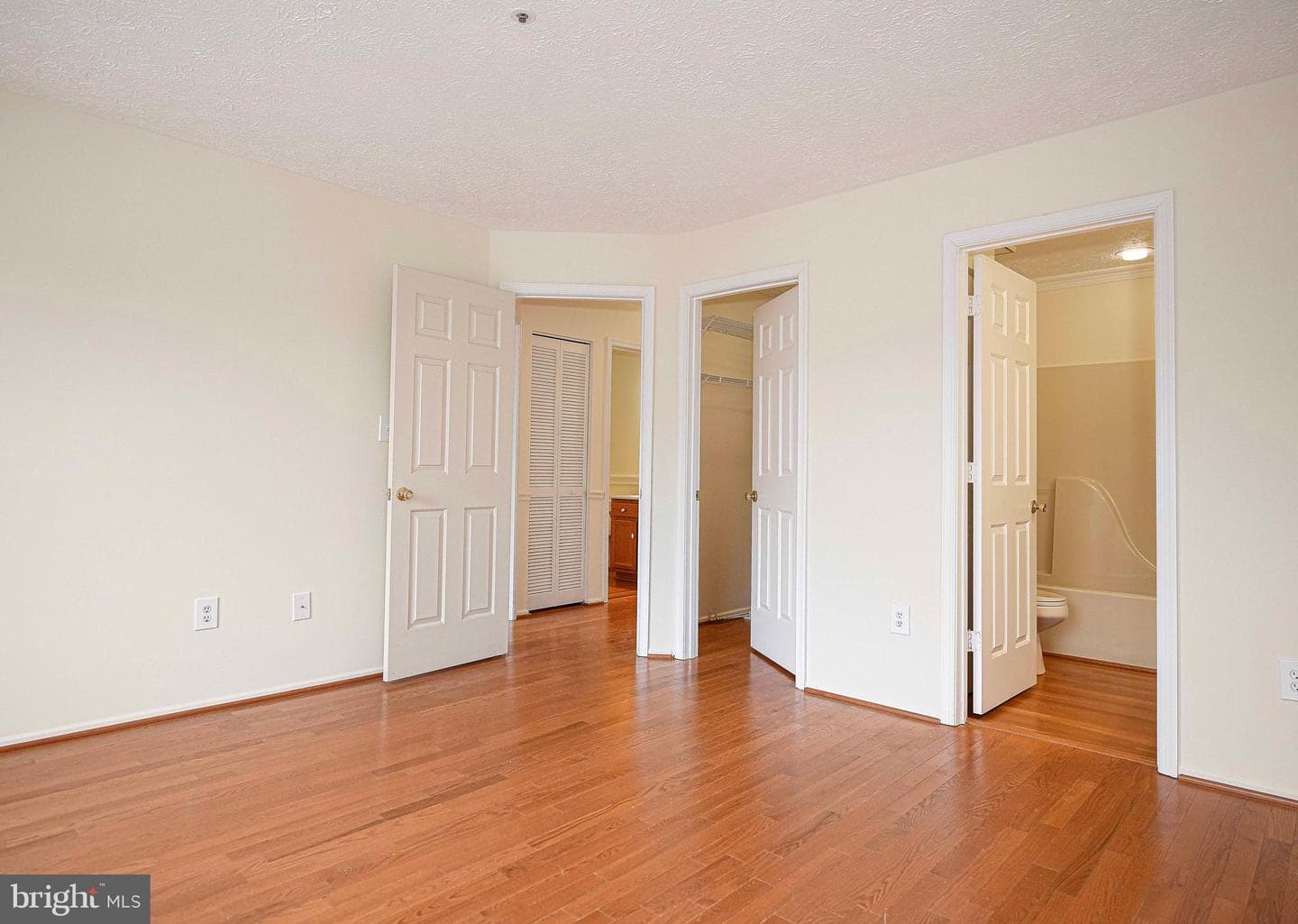 150 Jumpers Circle #189 photo 16