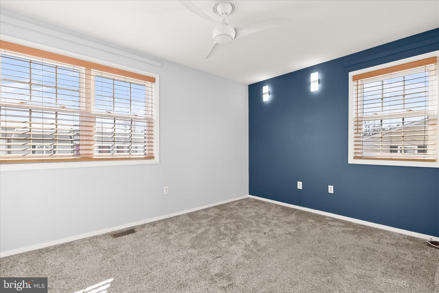 8 Middleview Court photo 21