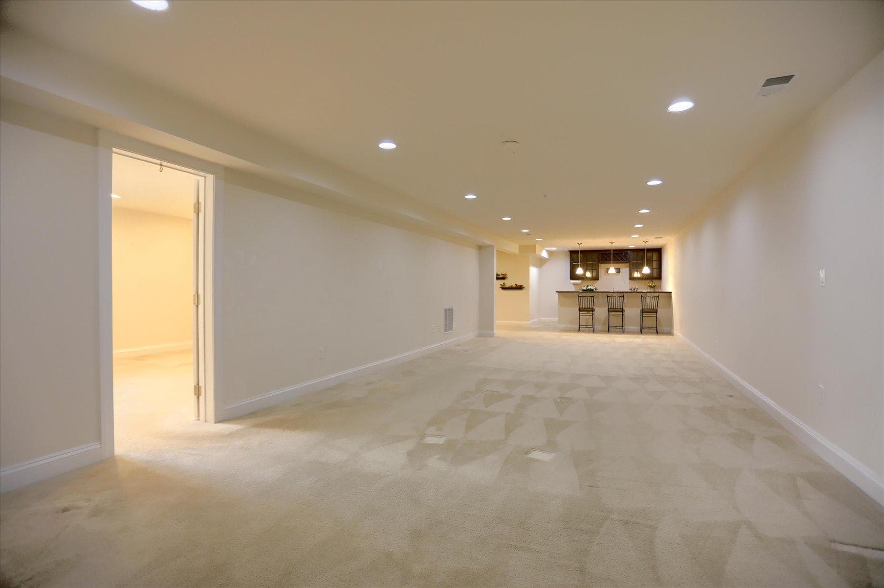 6910 Summit Cir photo 42