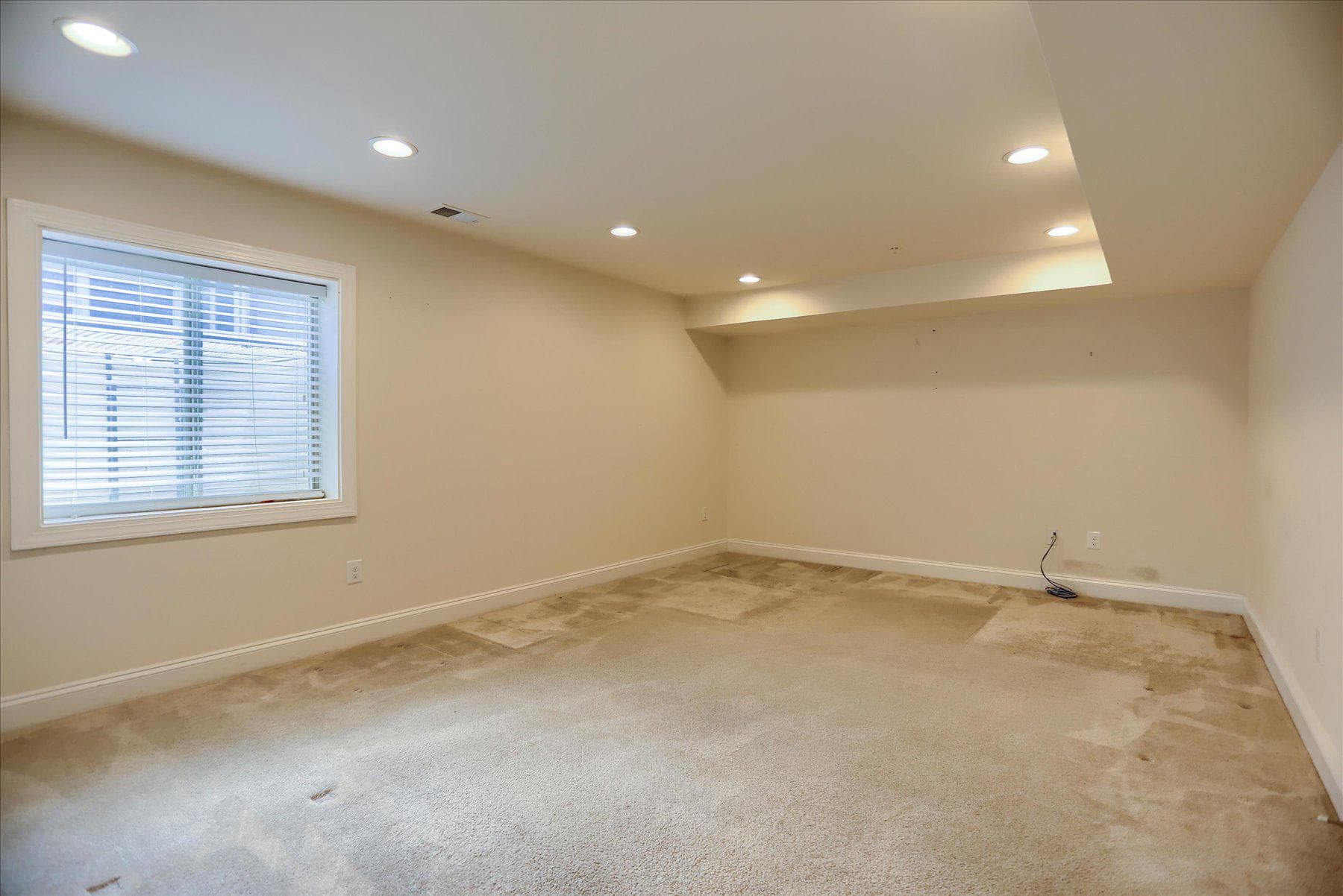 6910 Summit Cir photo 45