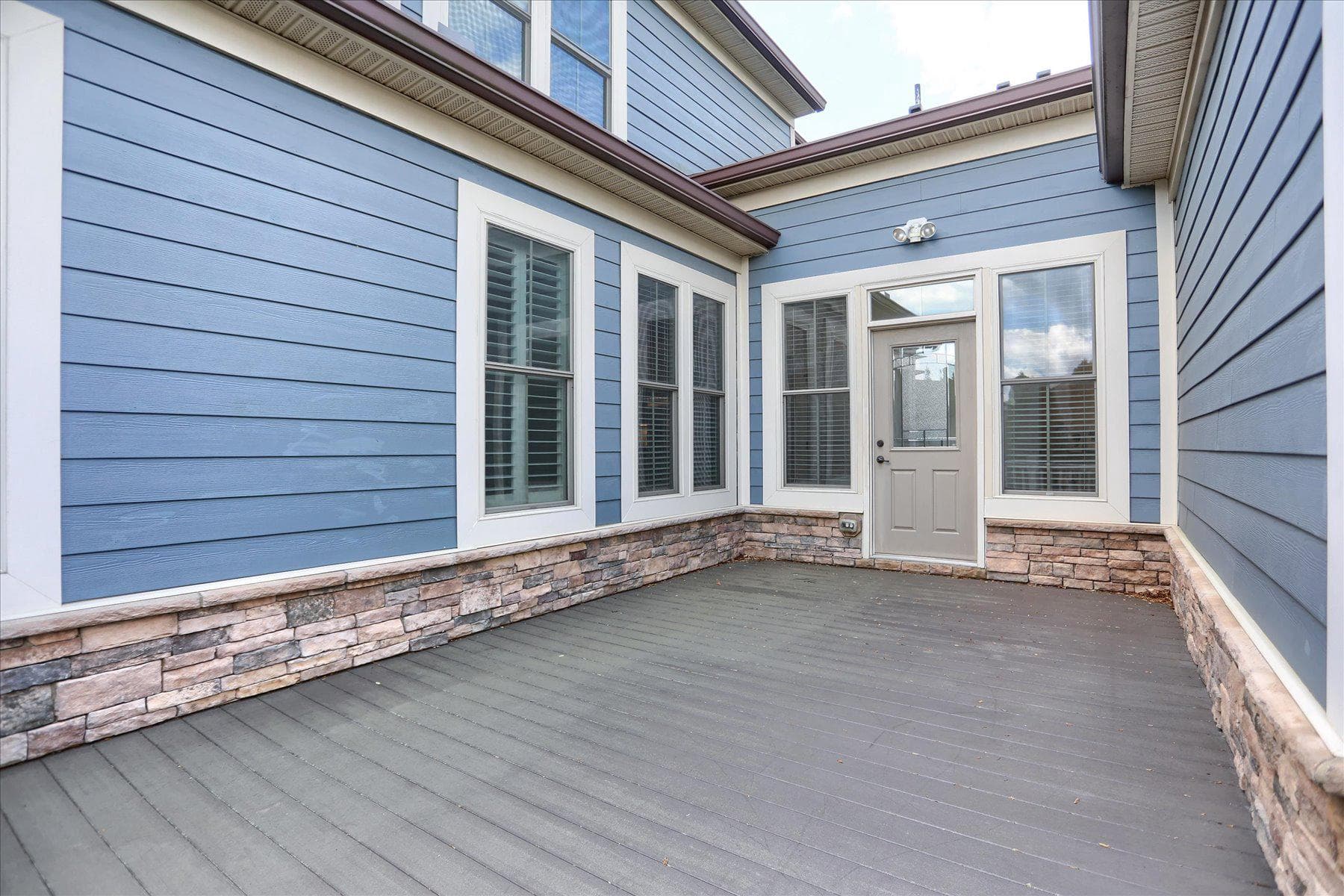6910 Summit Cir photo 52