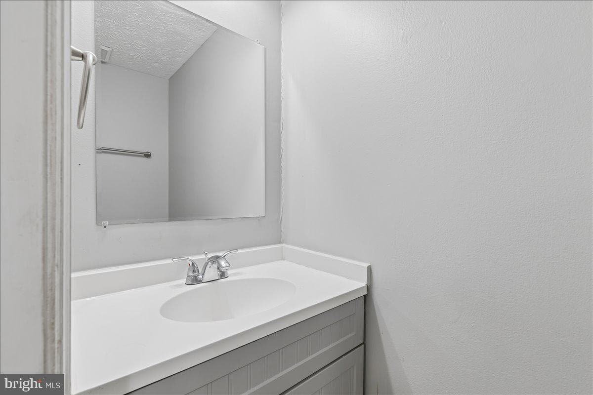 8119 Greenspring Valley Rd photo 19