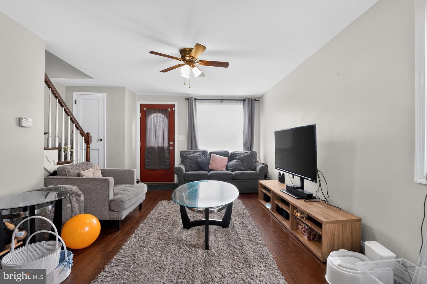 5438 Masefield Road photo 20