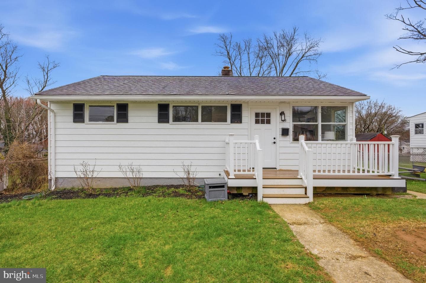 35 Tollgate Road photo 2