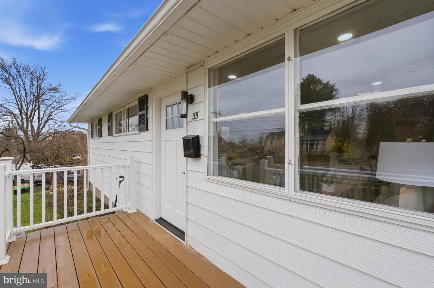 35 Tollgate Road photo 3