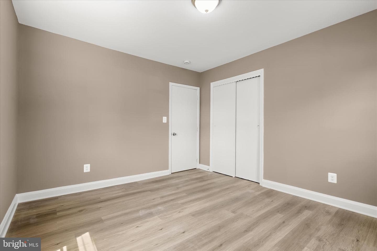 2651 W Park Drive photo 23