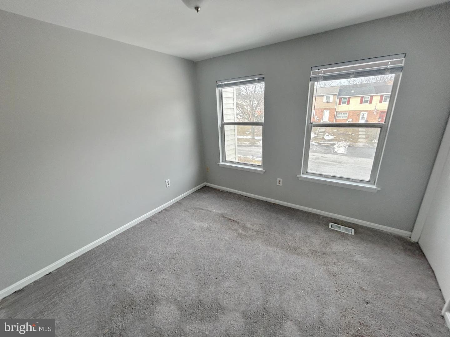 639 Glynock Place photo 14