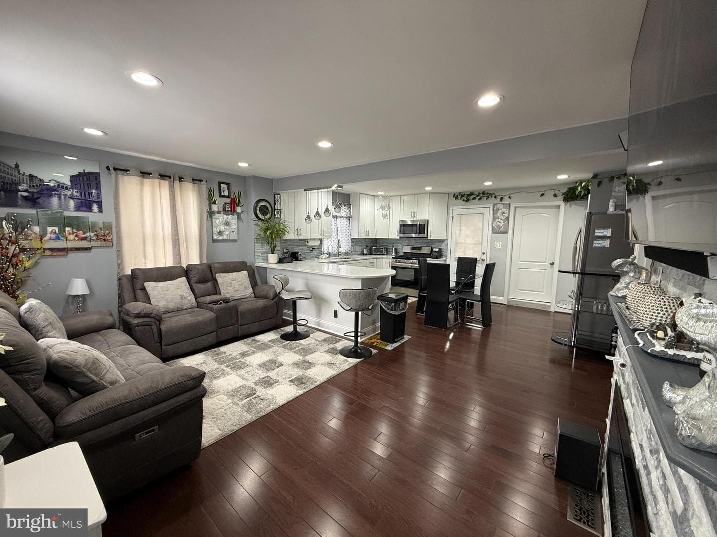 3499 Hillsmere Road photo 10