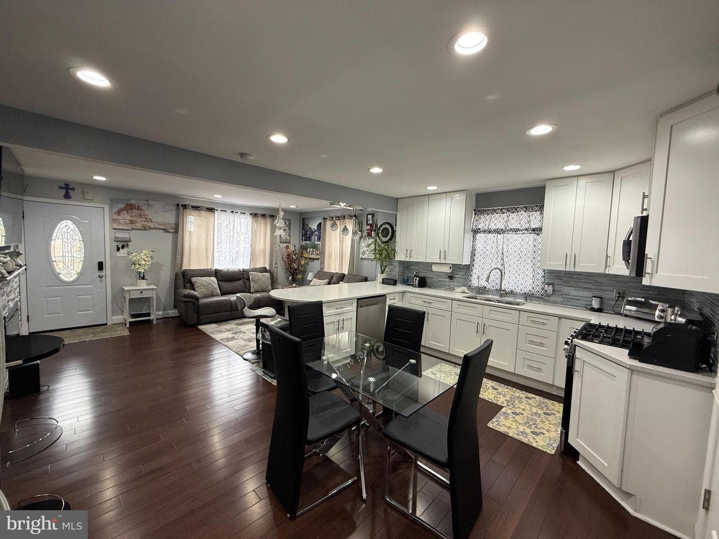 3499 Hillsmere Road photo 5