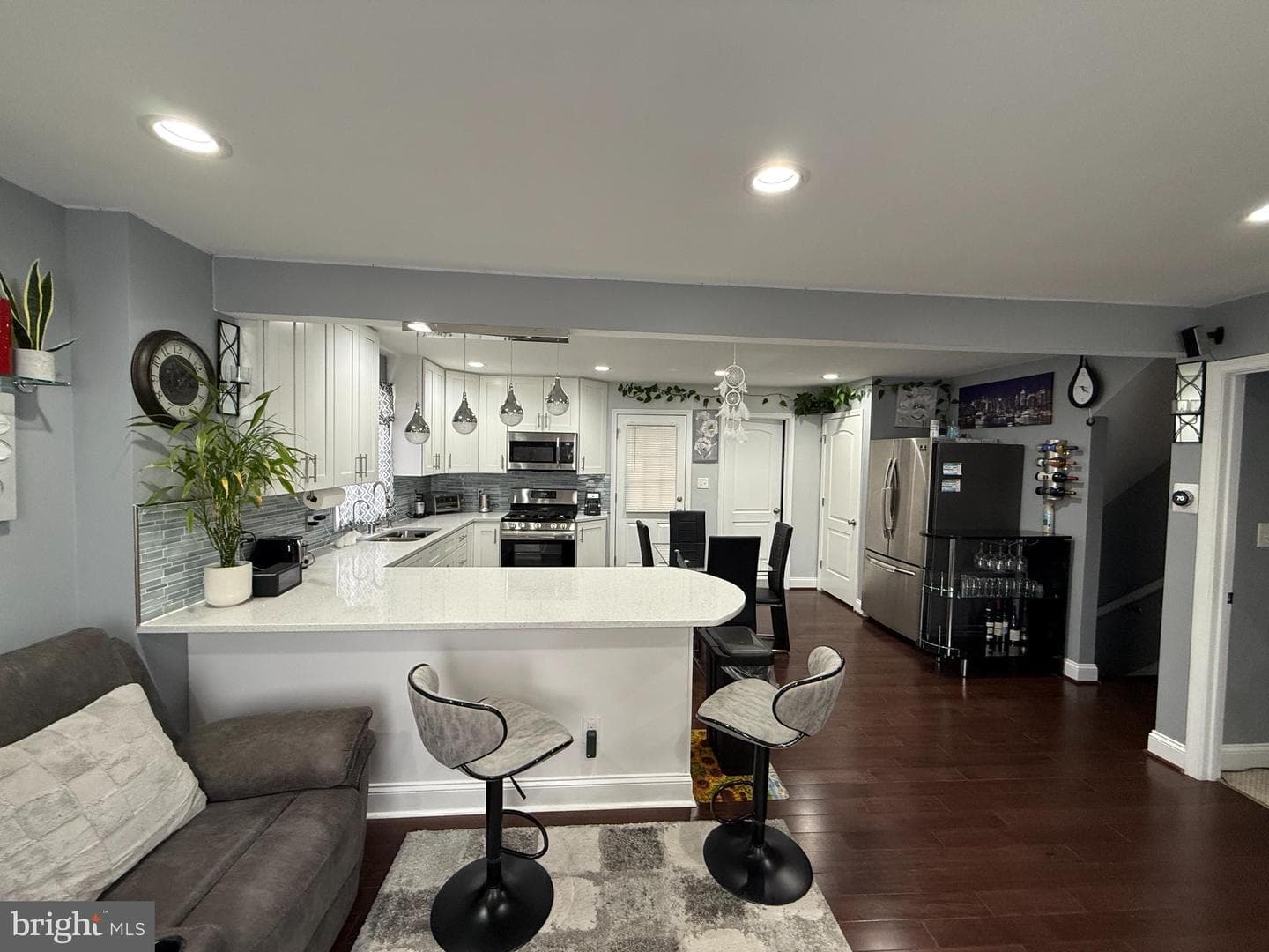 3499 Hillsmere Road photo 8