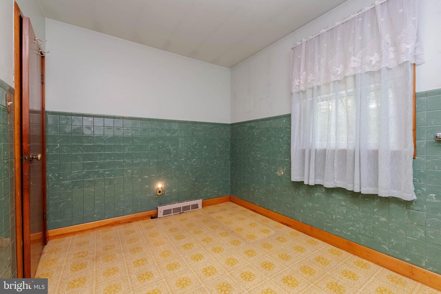 12709 Eastern Avenue photo 30