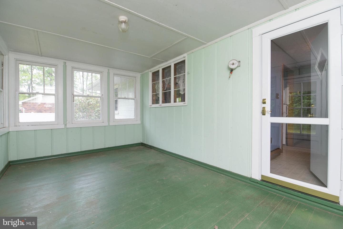 12709 Eastern Avenue photo 42