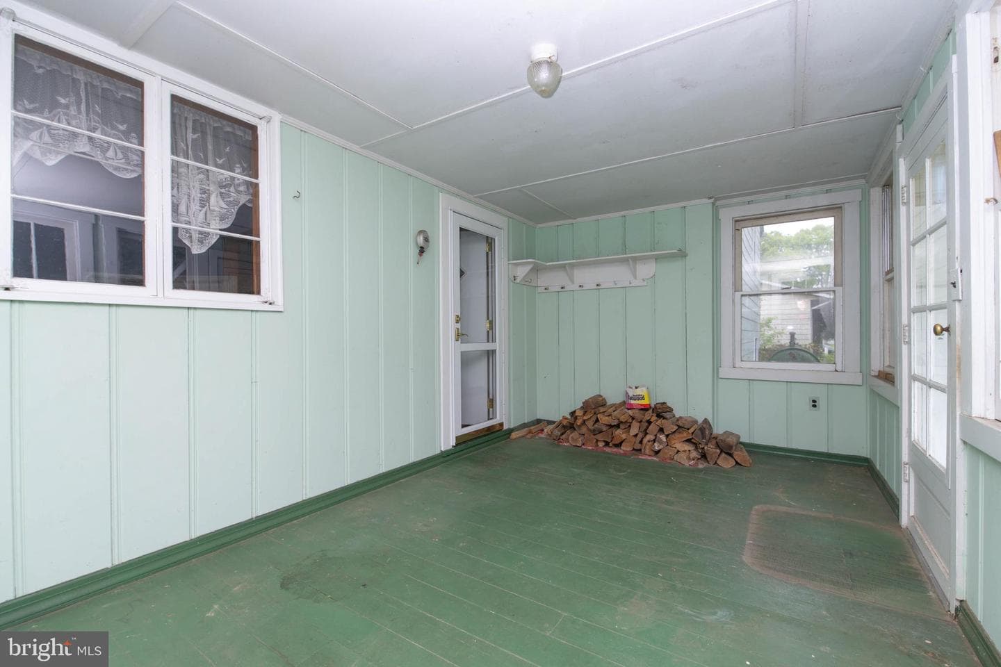 12709 Eastern Avenue photo 43