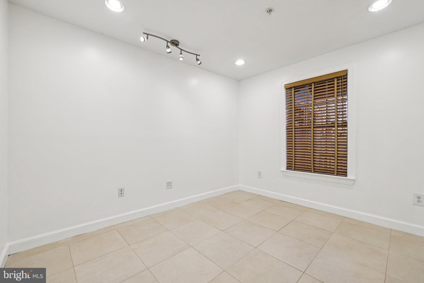 159 Carolstowne Road photo 32