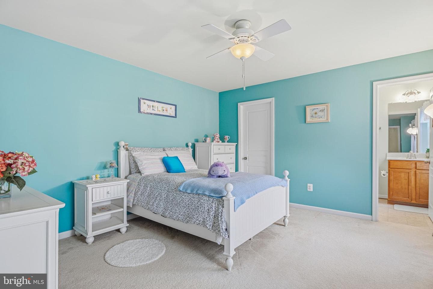 8876 Paddock Lane photo 25